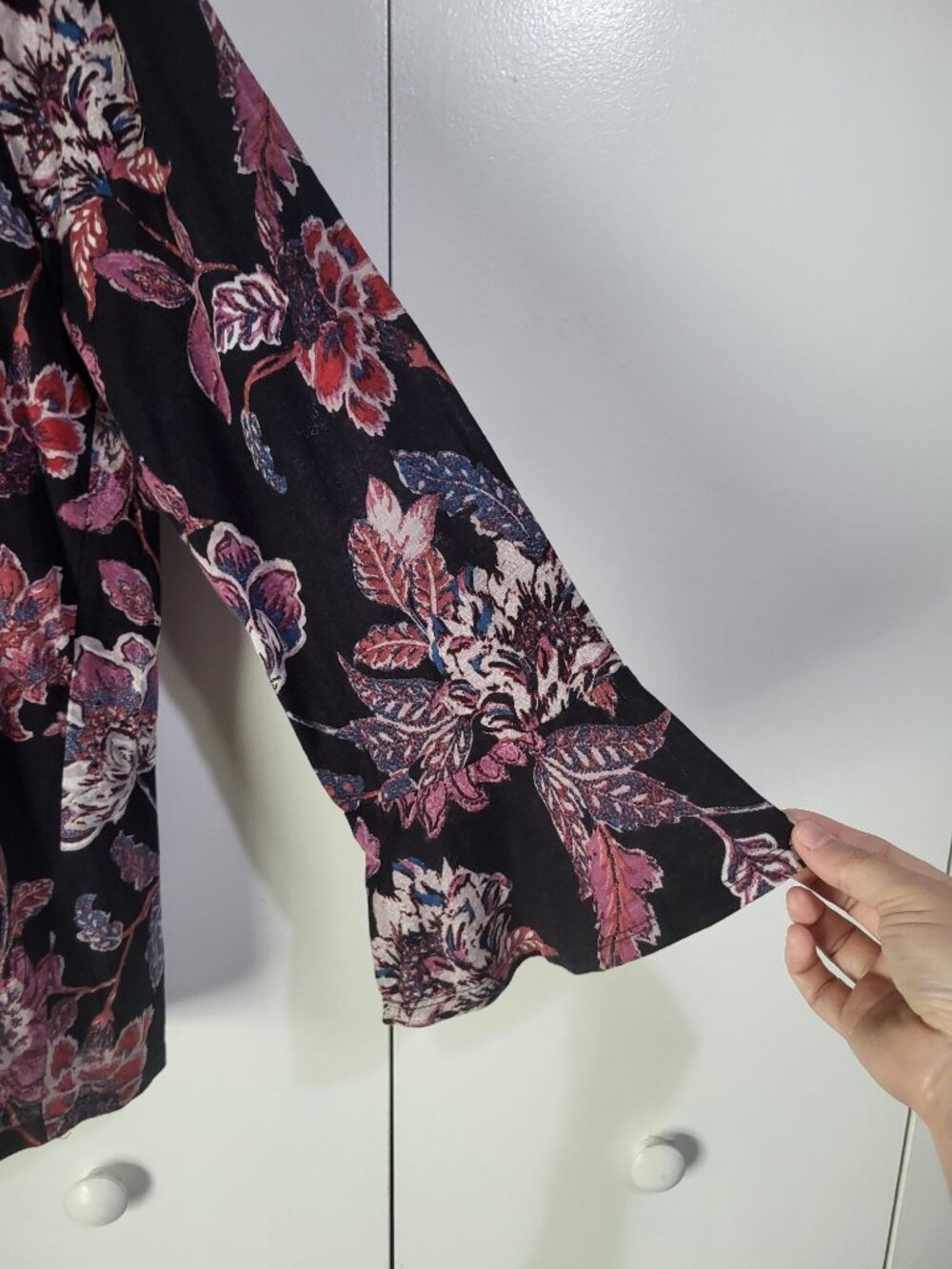 Lucky Brand Women's SZ LG Boho Festival Floral Print Blouse Bell Sleeve - Picture 4 of 8